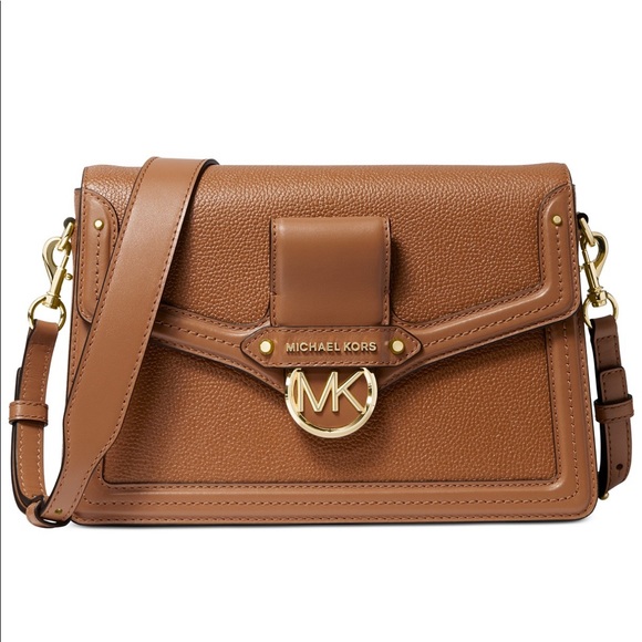 Michael Kors
Jessie Flap Leather Shoulder Bag - Picture 1 of 3